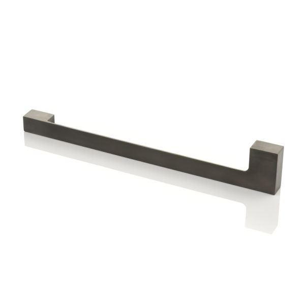 Rohe cabinet handle right hand