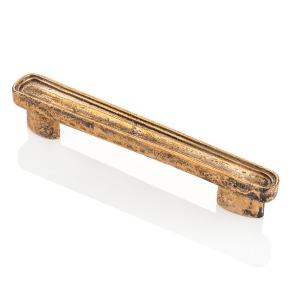 Tiro cabinet pull handle