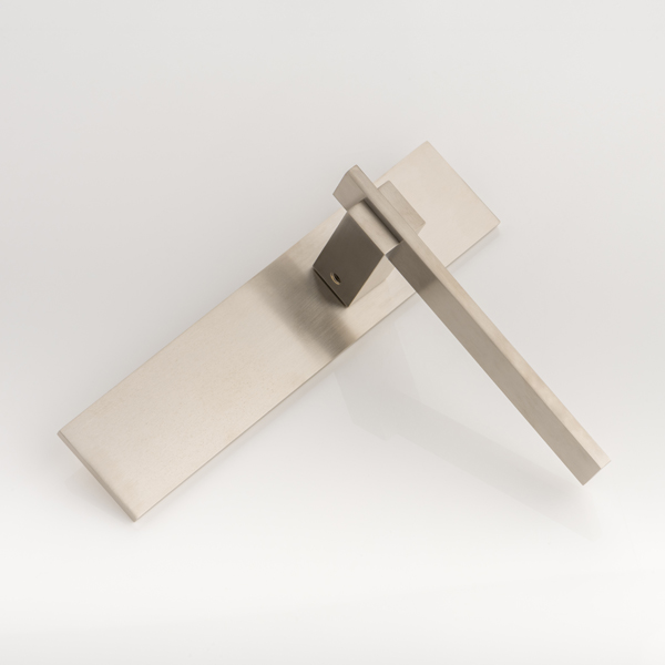 Holmes solid brass door lever handle with latch backplate