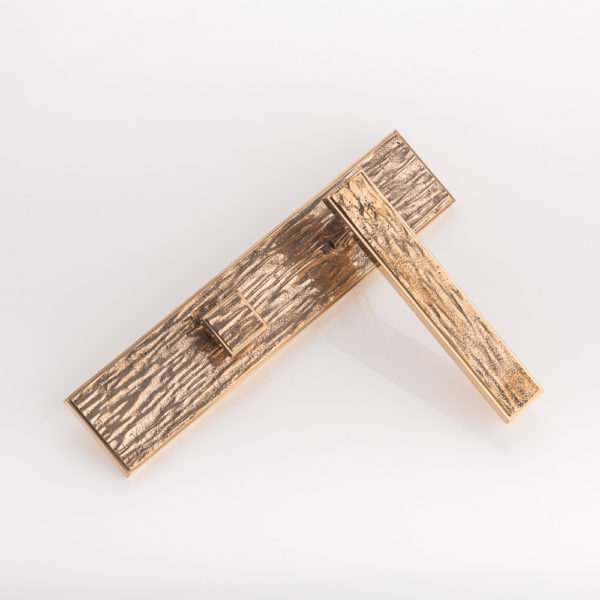 Molten texture solid bronze door lever handle with privacy backplate