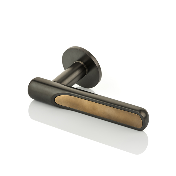 Contour solid brass door lever handle with inlay and round rose