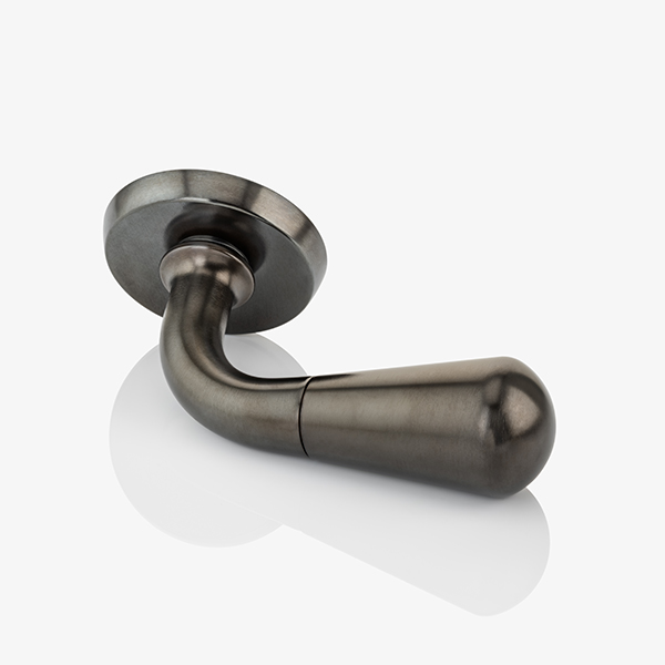 Levant solid brass door lever handle with round rose