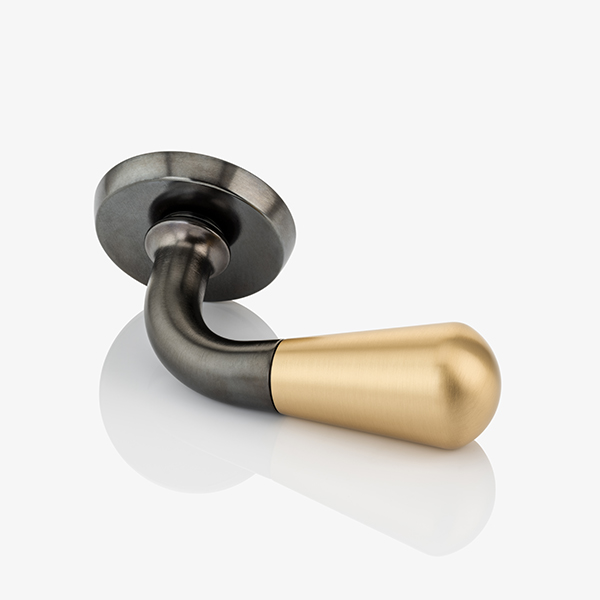 Levant solid brass door lever handle with round rose