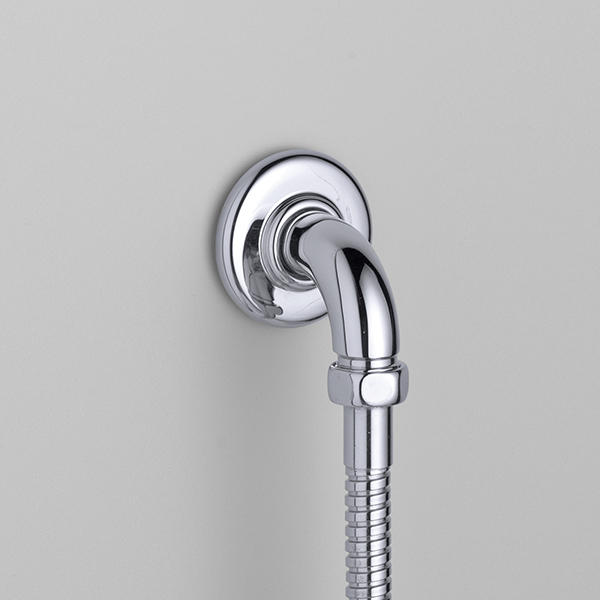 Rockwell wall outlet for handshower